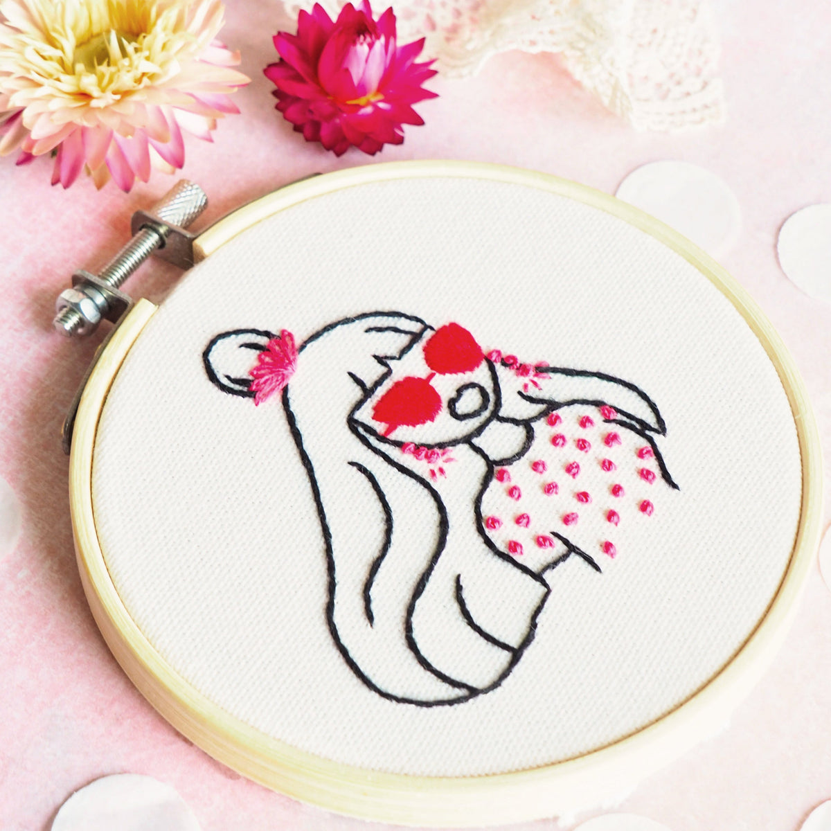 Kit broderie Femme Libre