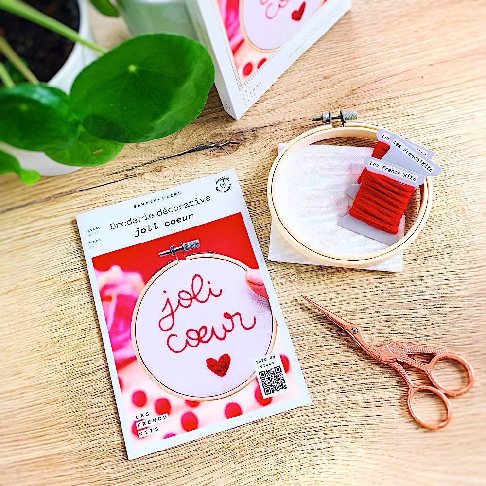 Kits créatifs Amour & Amitiés – Broderie & DIY à offrir | French Kits®