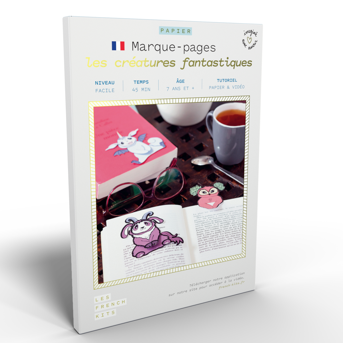 Kit to create 4 fantastic paper creatures