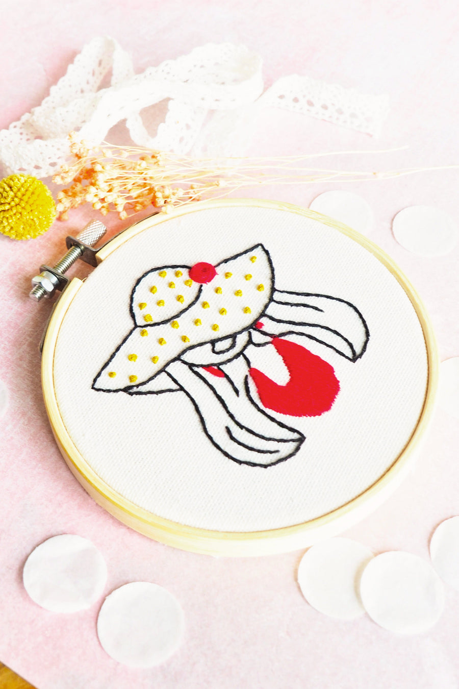 Kit Broderie Femme Tendance