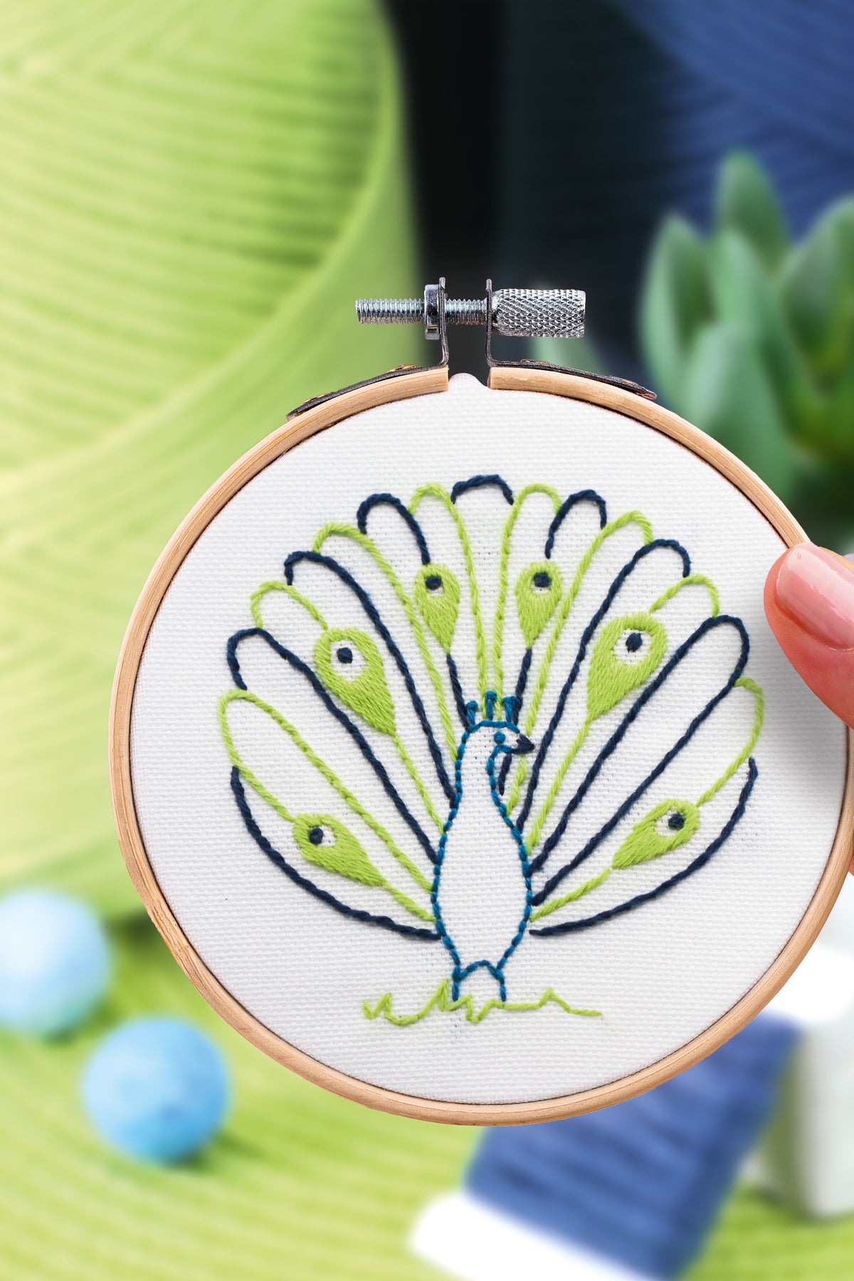 Kit Broderie décorative - Paon