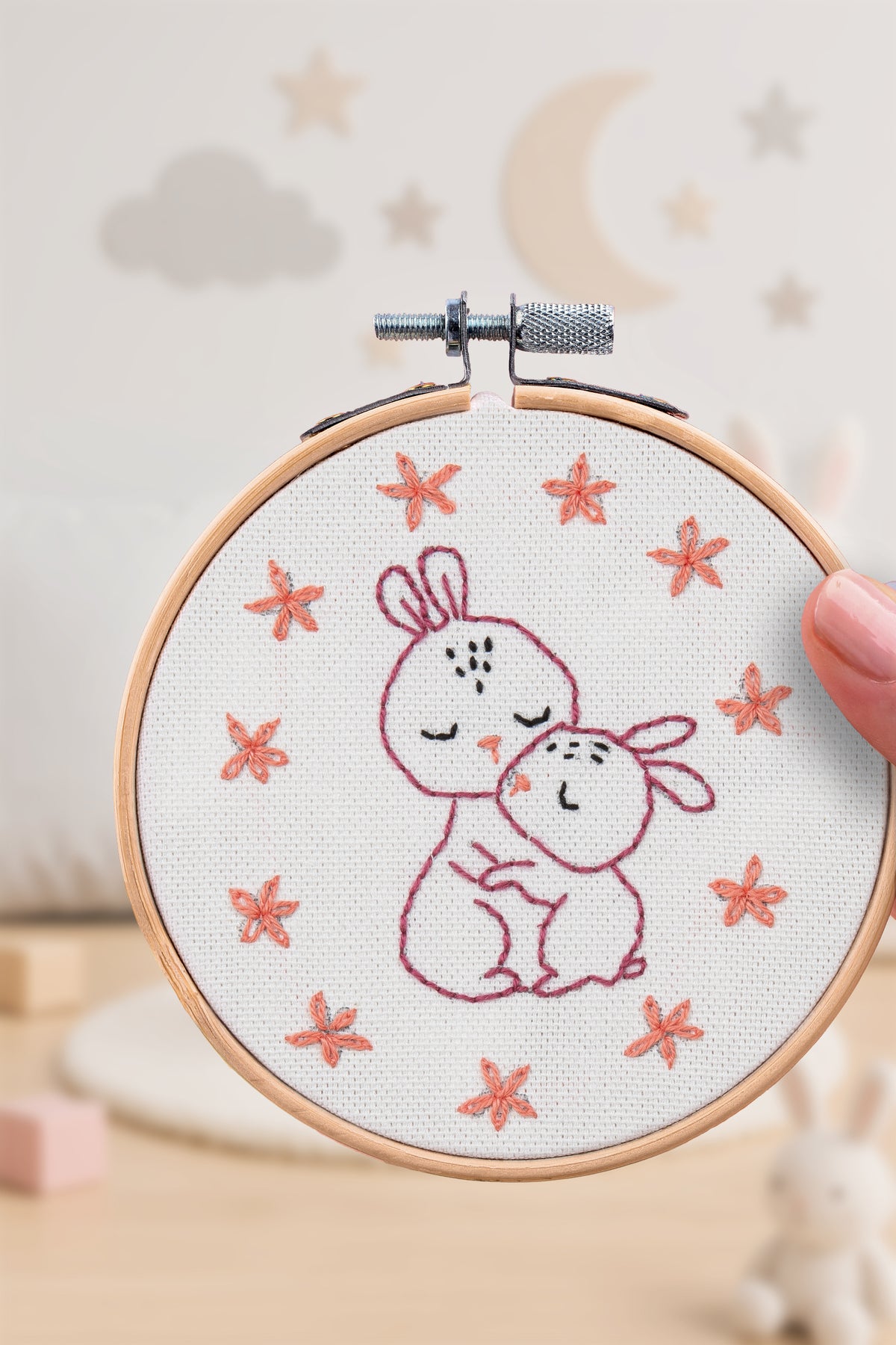 K-0141 - Decorative embroidery - Rabbits