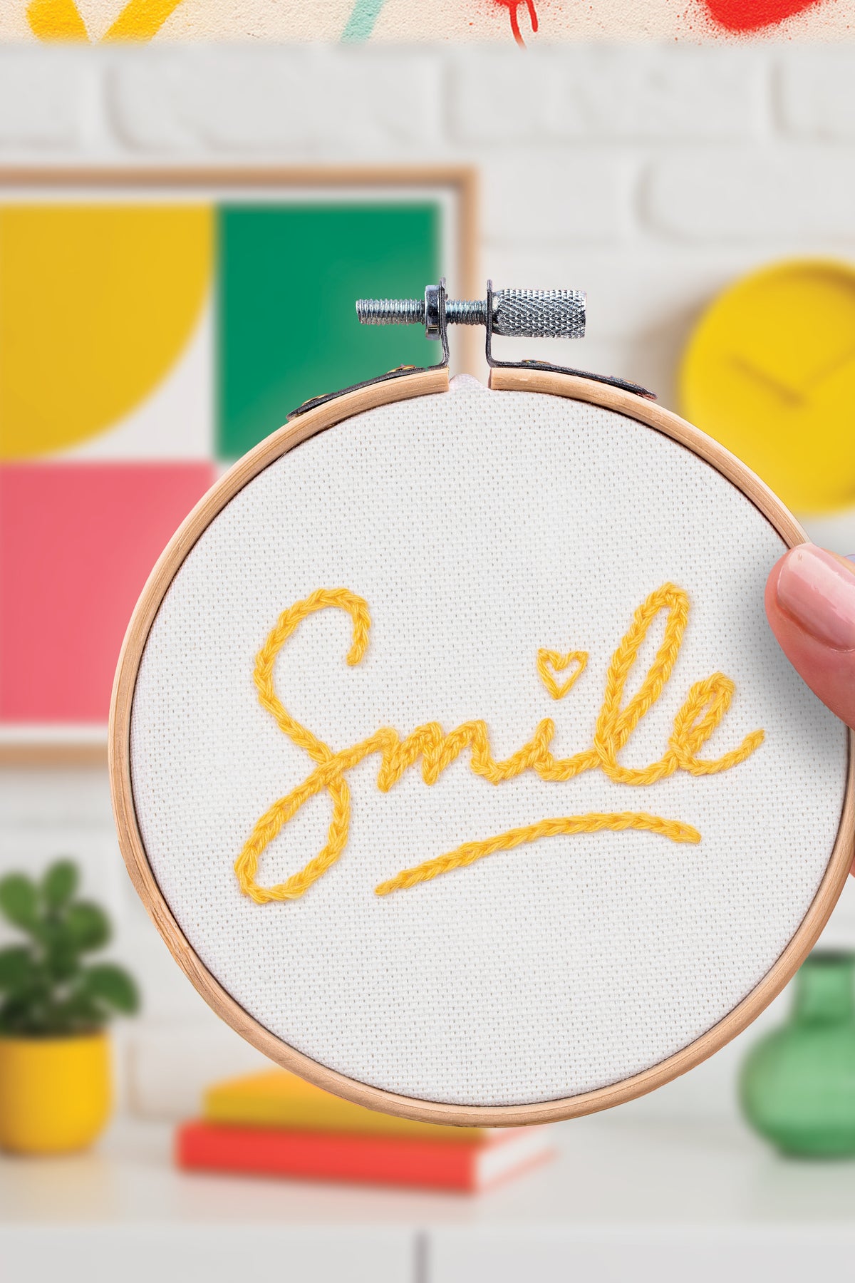 K-0144 - Decorative embroidery - Smile