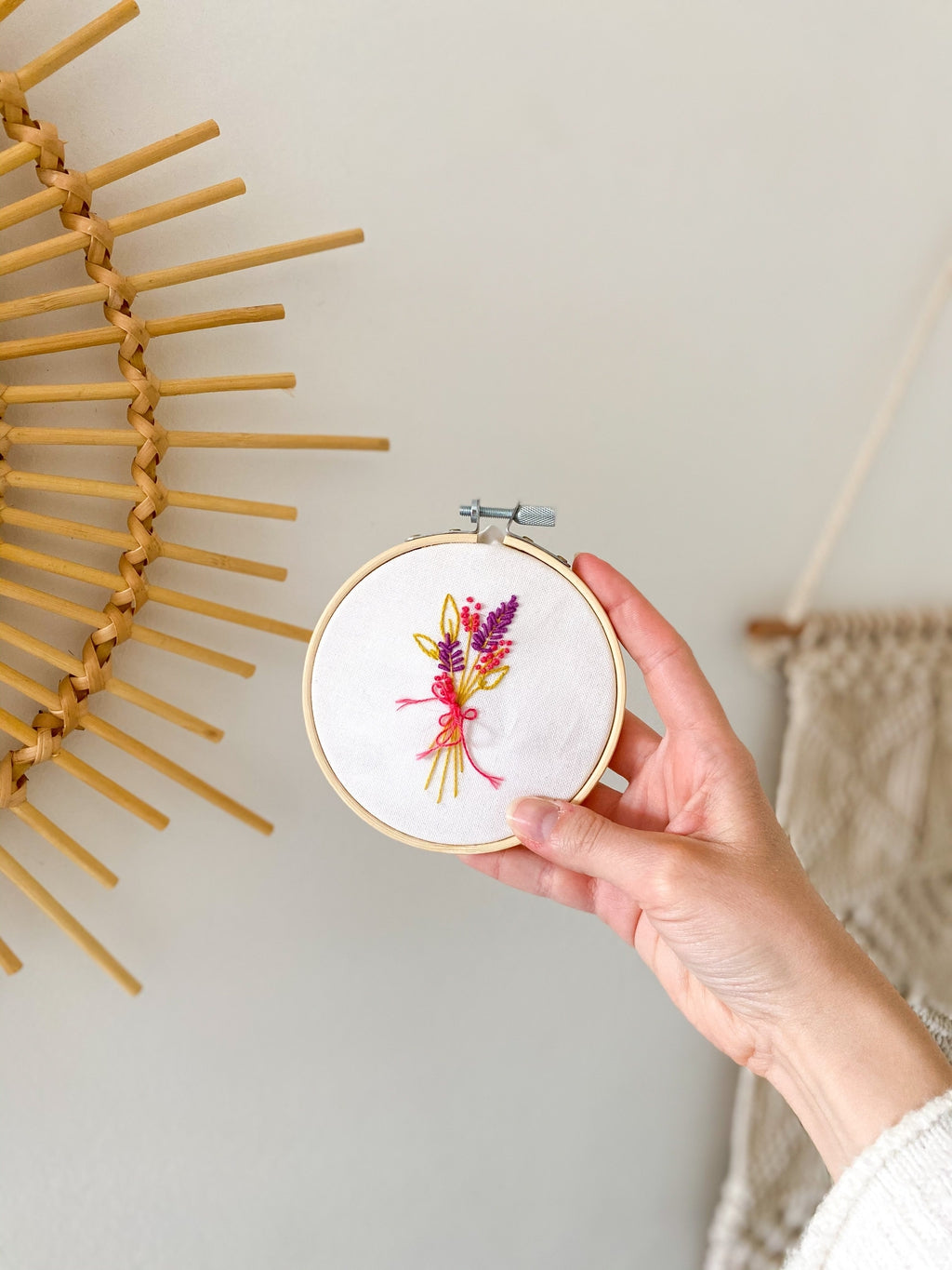 Field Flowers Embroidery Kit