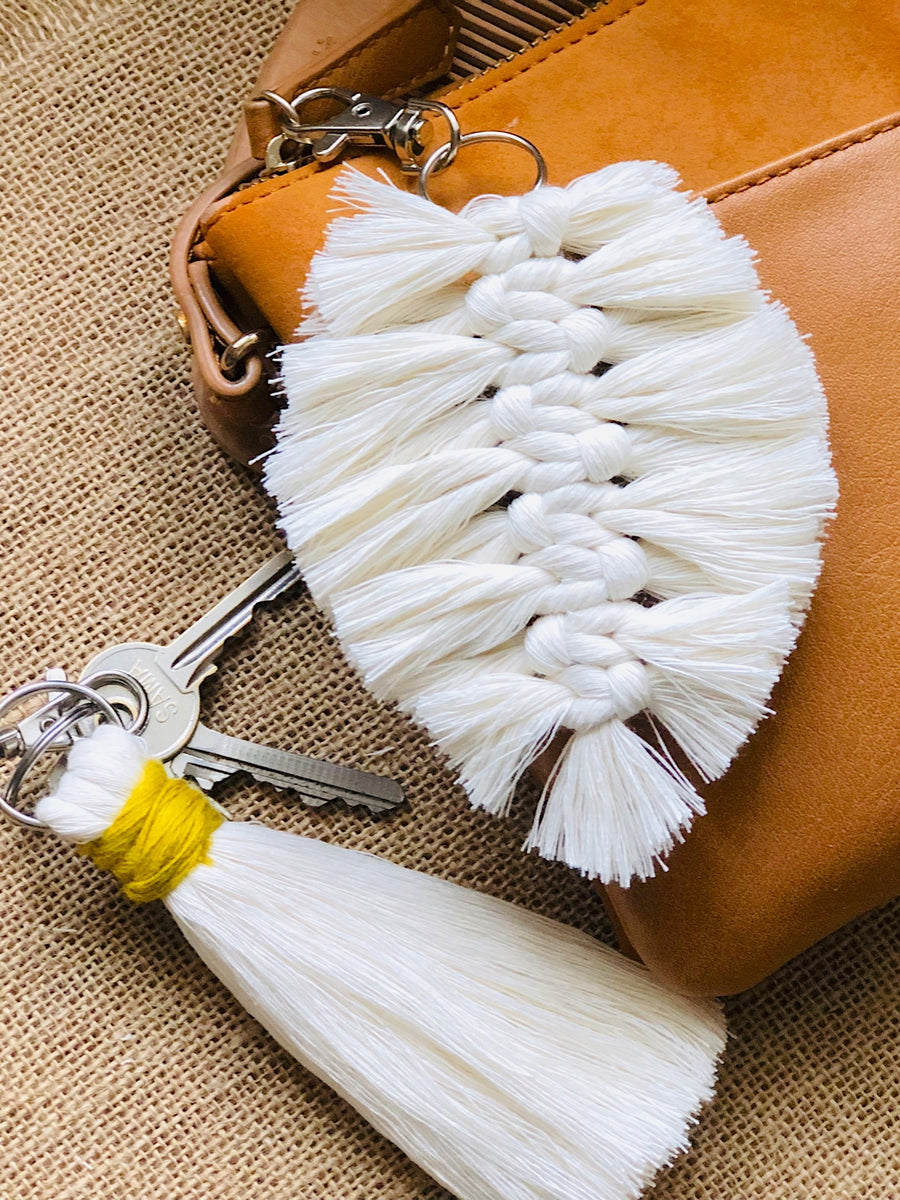Macramé Key Ring Kit - Feather &amp; Pompom