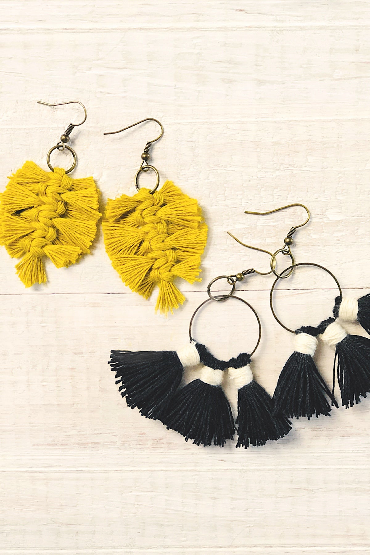Macramé Earrings Kit - Feathers & Pompoms
